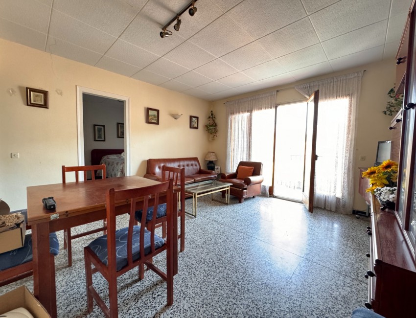 Sale · Apartment / Flat · Roses