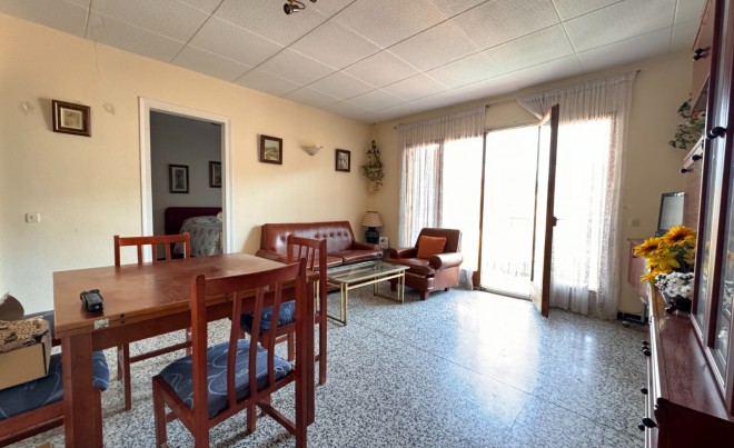 Sale · Apartment / Flat · Roses