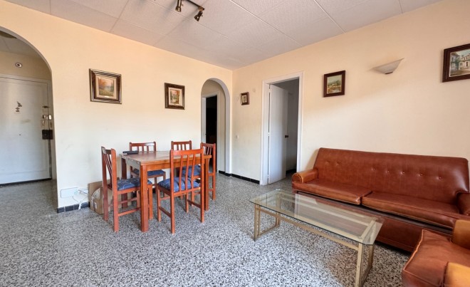 Sale · Apartment / Flat · Roses