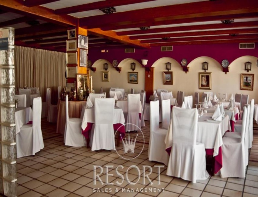 Revente · Local Commercial · La Manga · , La Manga del Mar Menor