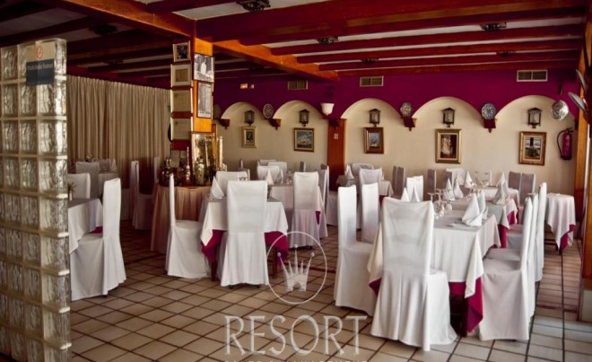 Revente · Local Commercial · La Manga · , La Manga del Mar Menor