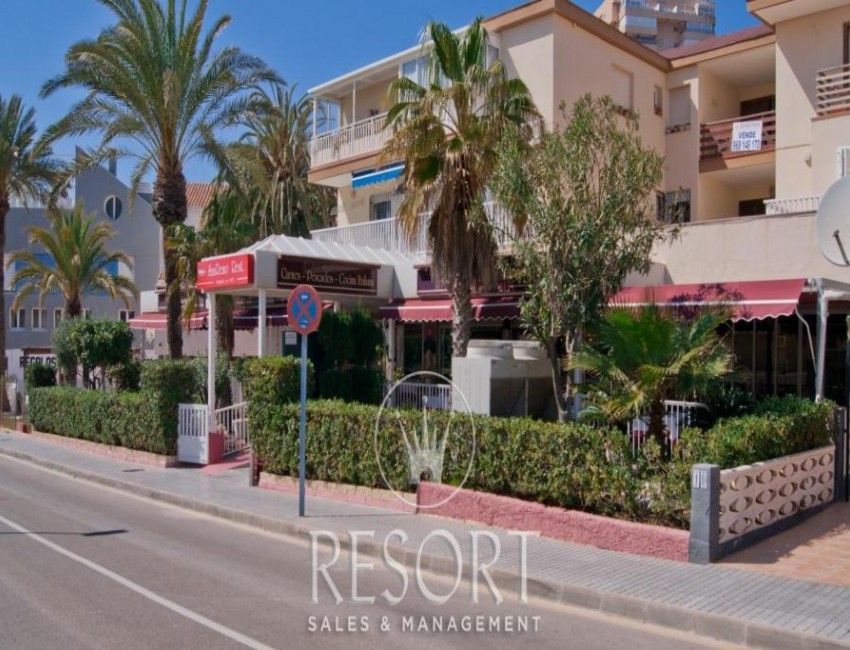 Revente · Local Commercial · La Manga · , La Manga del Mar Menor