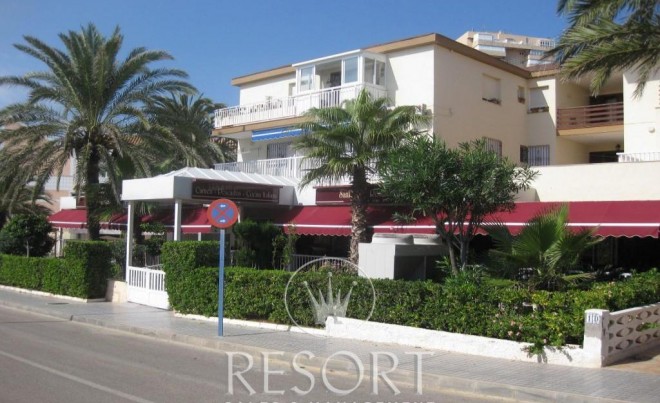 Revente · Local Commercial · La Manga · , La Manga del Mar Menor