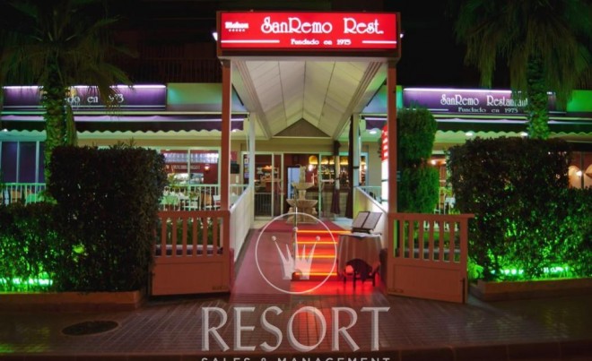 Revente · Local Commercial · La Manga · , La Manga del Mar Menor