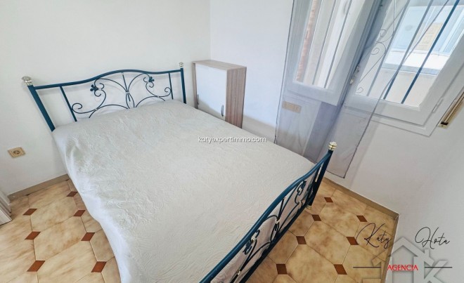 Revente · Appartement · Roses