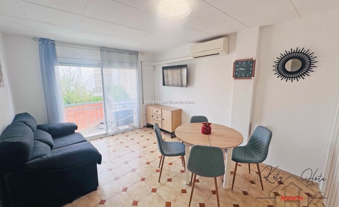 Revente · Appartement · Roses