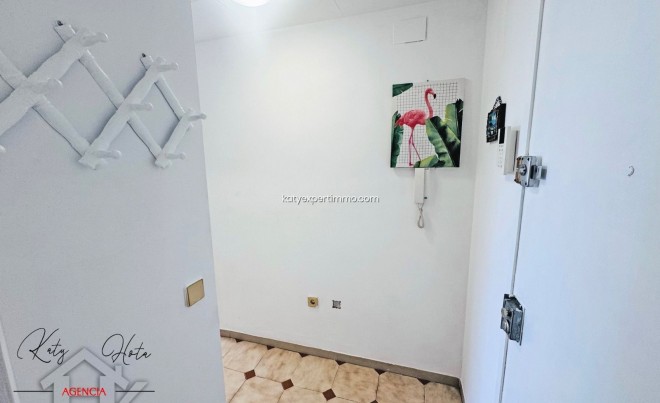 Revente · Appartement · Roses