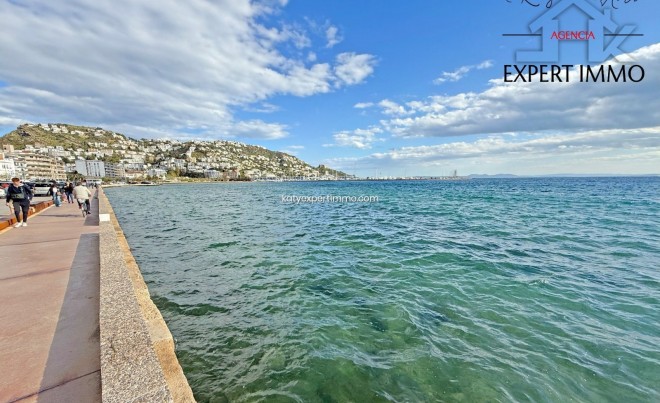 Revente · Appartement · Roses