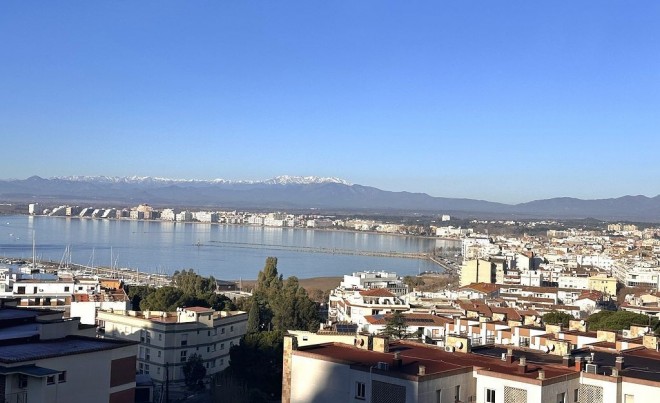 Revente · Appartement · Roses · Puig Rom