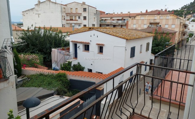 Revente · Appartement · Roses