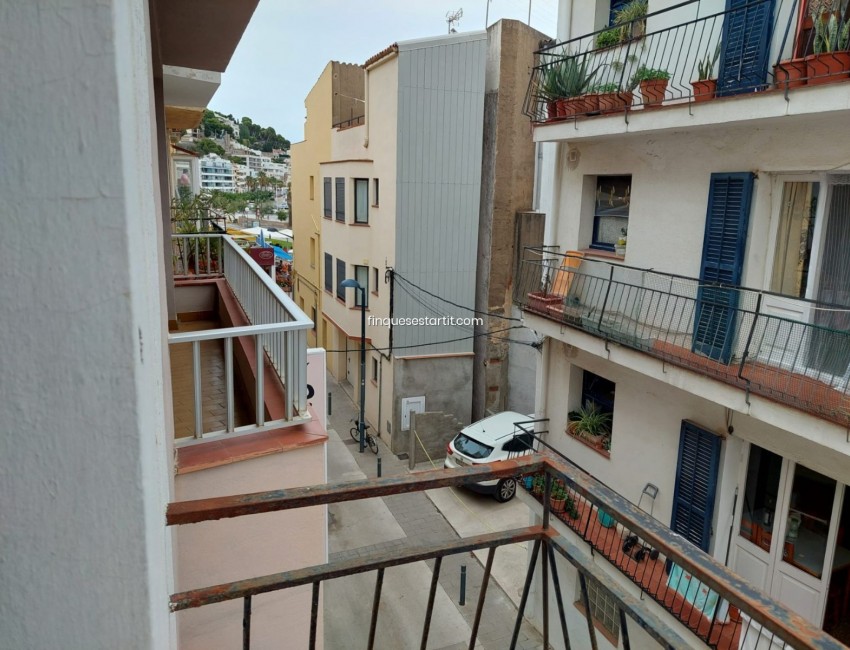 Revente · Appartement · Roses