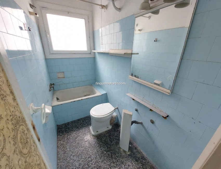 Revente · Appartement · Roses