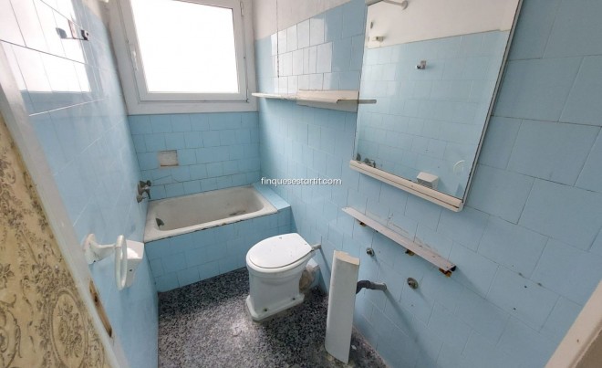 Revente · Appartement · Roses