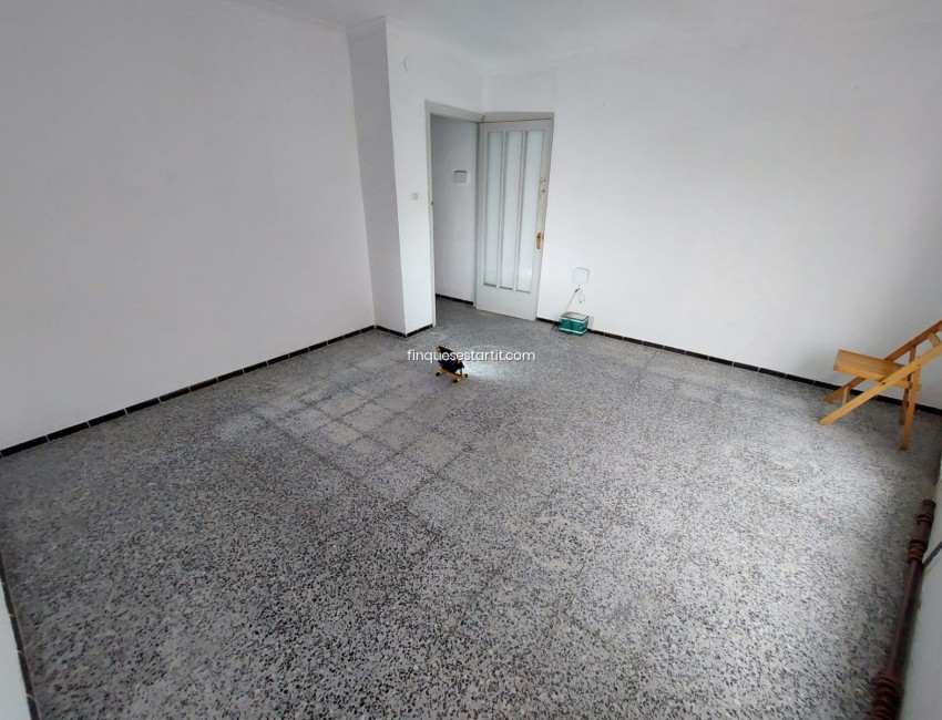 Revente · Appartement · Roses