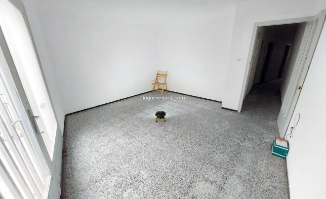 Revente · Appartement · Roses