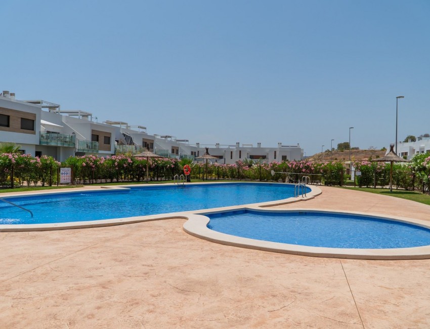 Nouvelle construction · Bungalow / Maison de Ville · Los Montesinos · Vistabella Golf