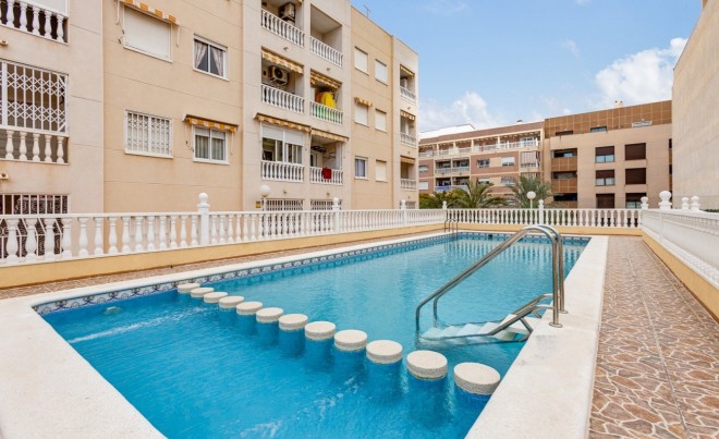 Venta · Apartamento / Piso · Torrevieja