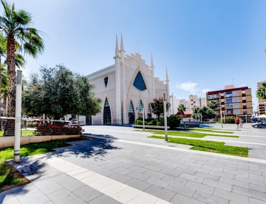 Venta · Apartamento / Piso · Torrevieja