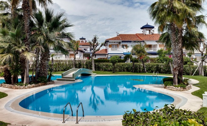 Venta · Apartamento / Piso · Torrevieja