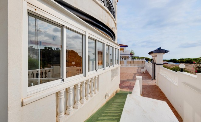 Venta · Apartamento / Piso · Torrevieja