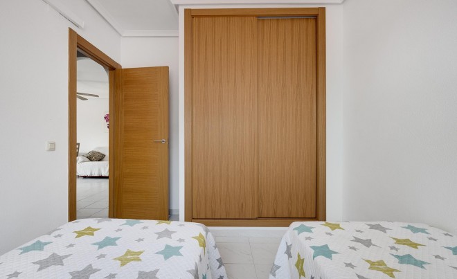 Venta · Apartamento / Piso · Torrevieja