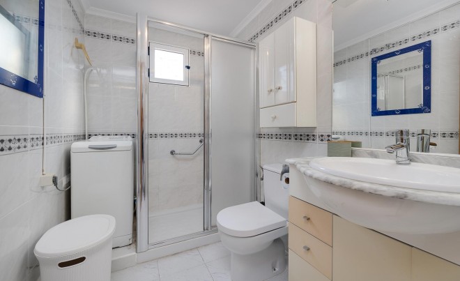 Venta · Apartamento / Piso · Torrevieja