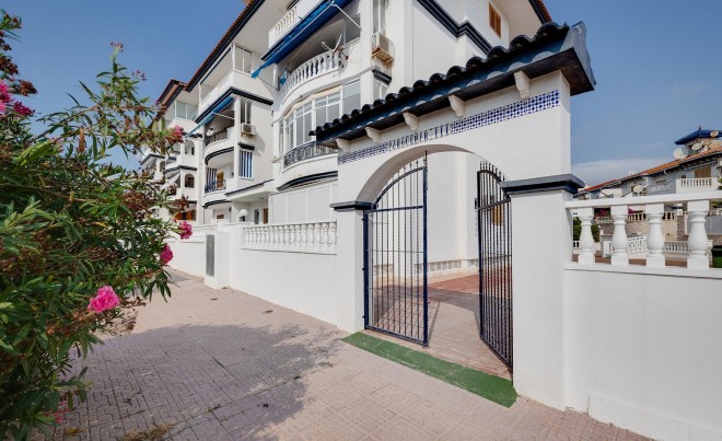 Venta · Apartamento / Piso · Torrevieja