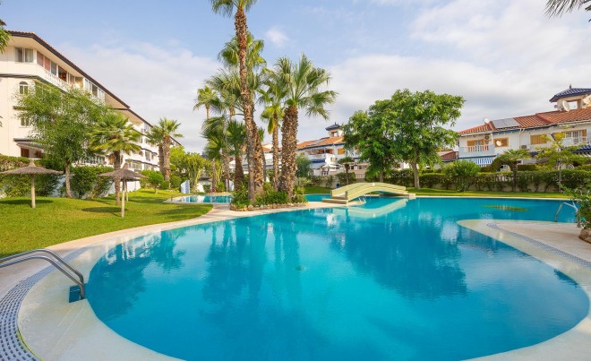 Venta · Apartamento / Piso · Torrevieja