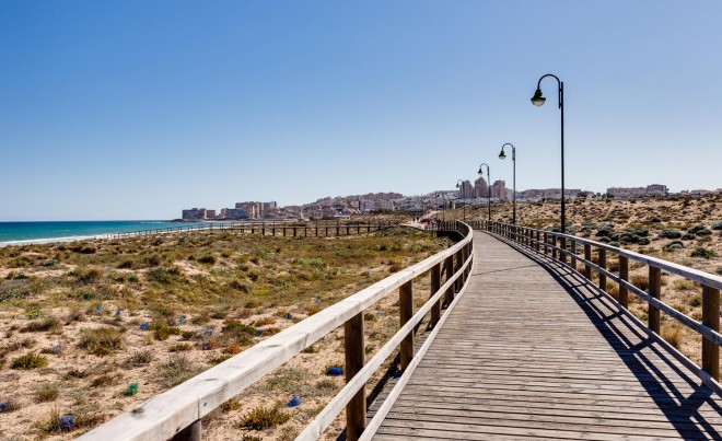 Venta · Apartamento / Piso · Torrevieja