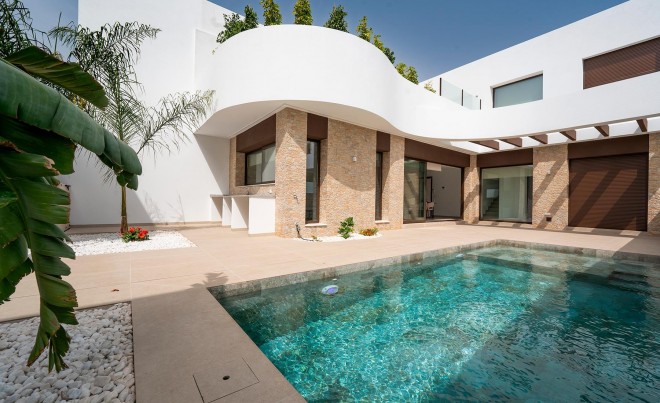 Nueva construcción  · Villa / Chalet · Heredades