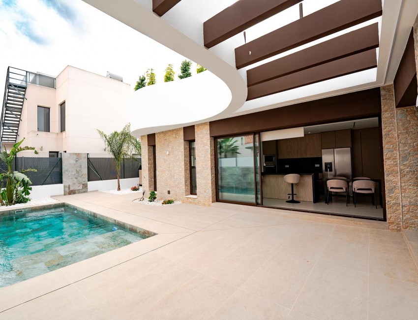 Nueva construcción  · Villa / Chalet · Heredades