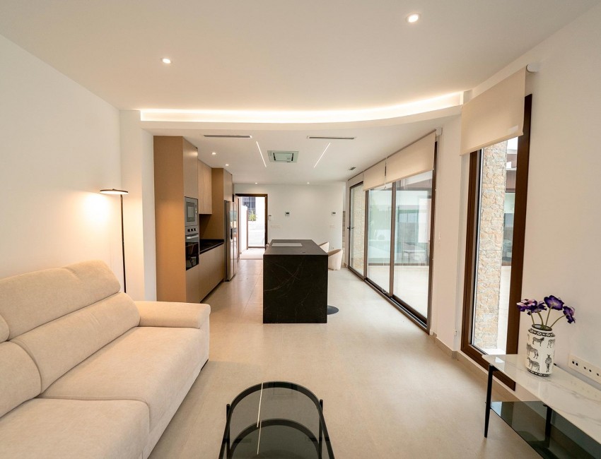 Nueva construcción  · Villa / Chalet · Heredades