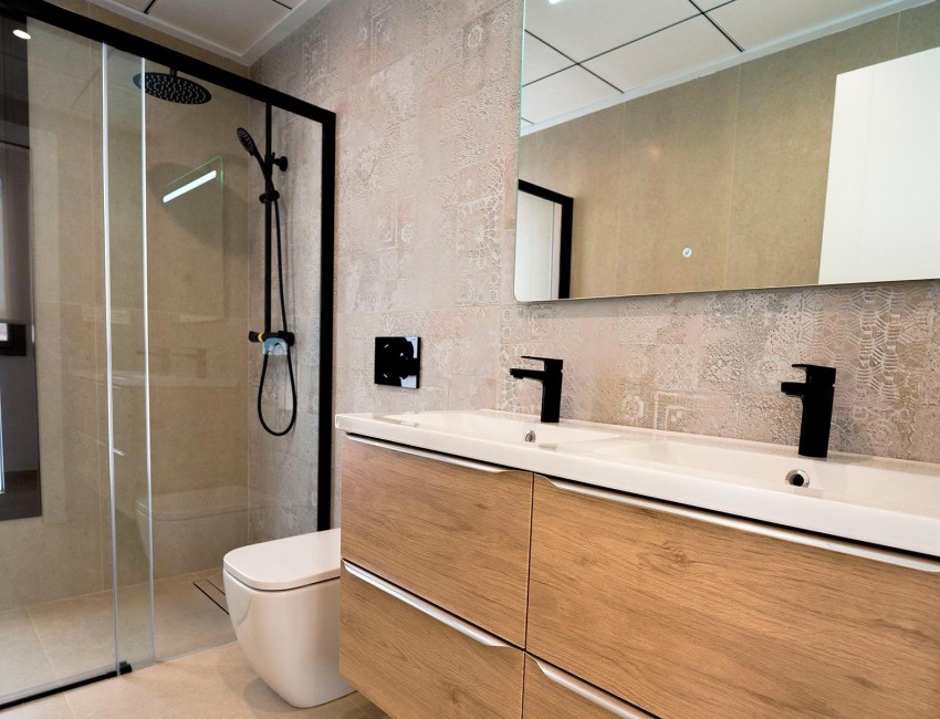 Nueva construcción  · Villa / Chalet · Heredades