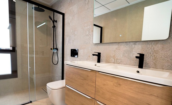 Nueva construcción  · Villa / Chalet · Heredades