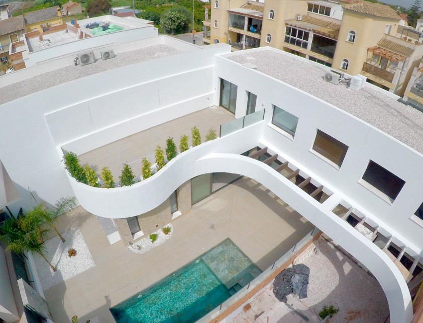 Nueva construcción  · Villa / Chalet · Heredades