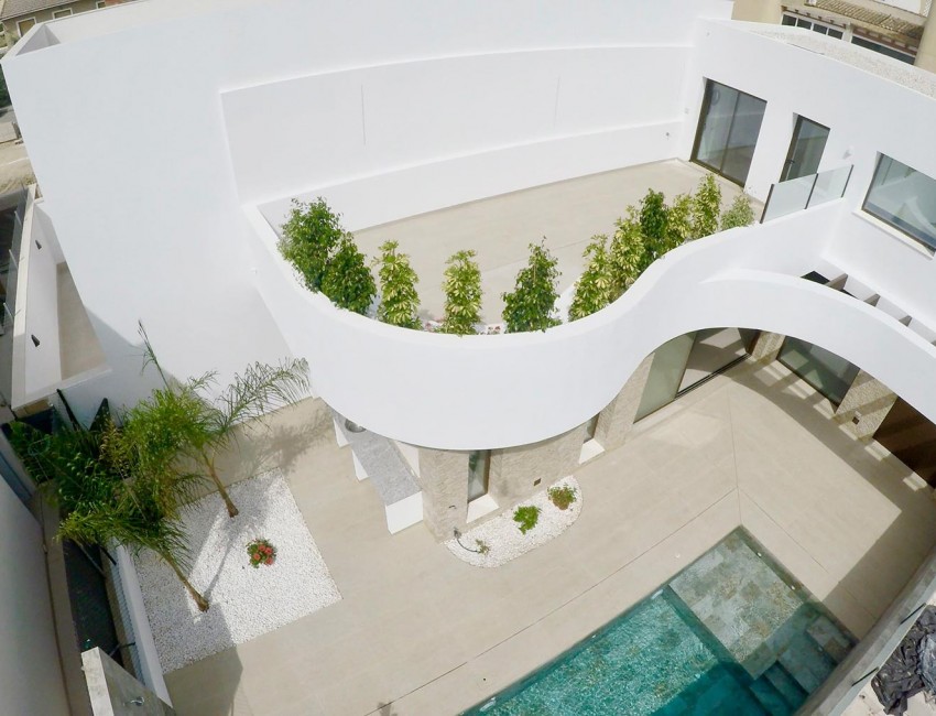 Nueva construcción  · Villa / Chalet · Heredades