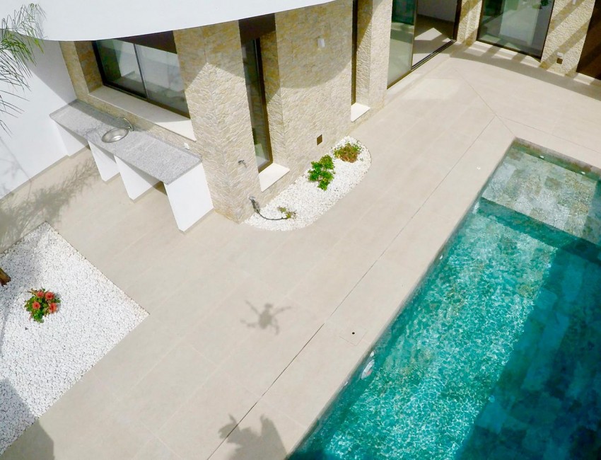 Nueva construcción  · Villa / Chalet · Heredades