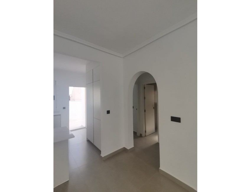 Venta · Villa / Chalet · Orihuela