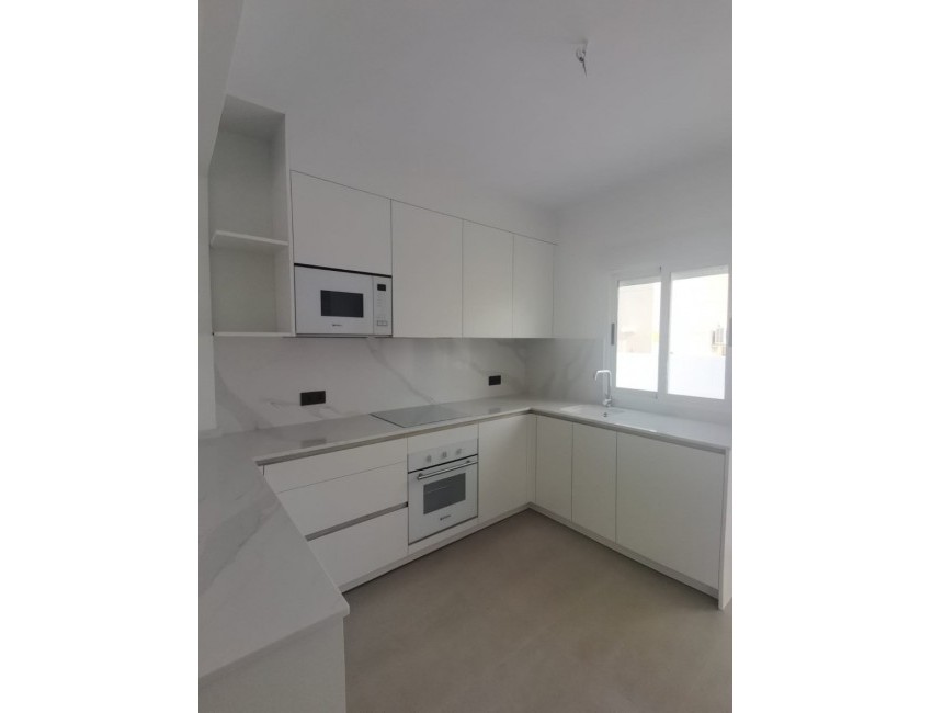 Venta · Villa / Chalet · Orihuela