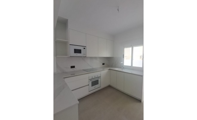 Venta · Villa / Chalet · Orihuela