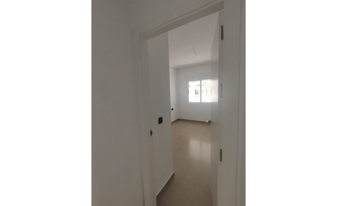 Venta · Villa / Chalet · Orihuela