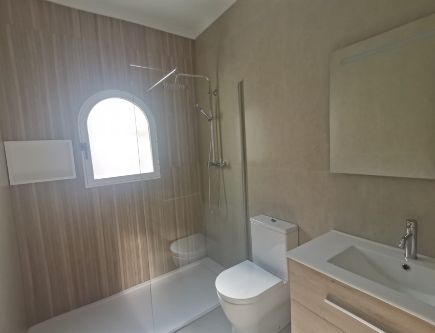 Venta · Villa / Chalet · Orihuela