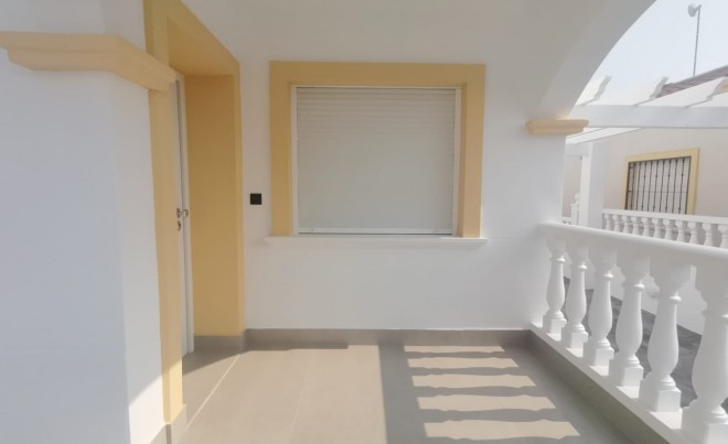 Venta · Villa / Chalet · Orihuela