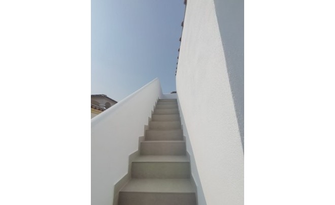 Venta · Villa / Chalet · Orihuela