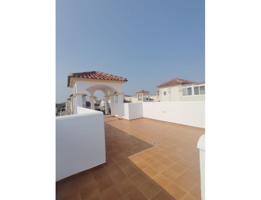 Venta · Villa / Chalet · Orihuela