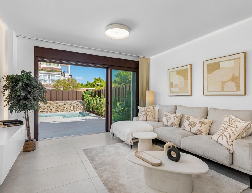 New Build · Villa · Pilar de la Horadada · Mil Palmeras