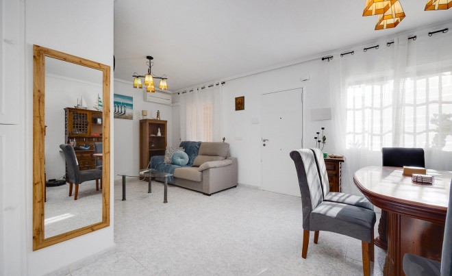 Revente · Villa · Torrevieja