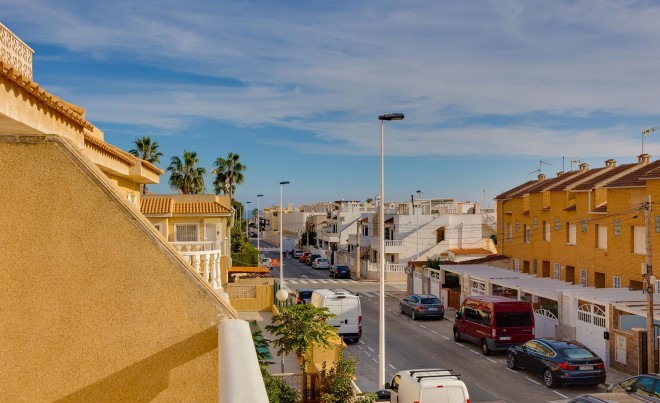 Revente · Villa · Torrevieja