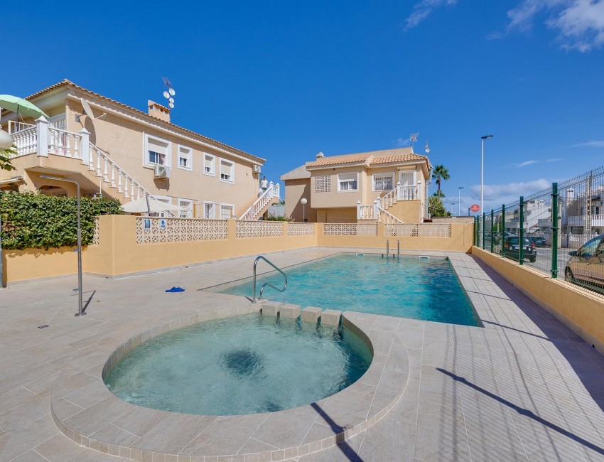 Revente · Villa · Torrevieja