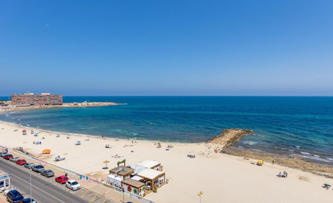 Revente · Villa · Torrevieja